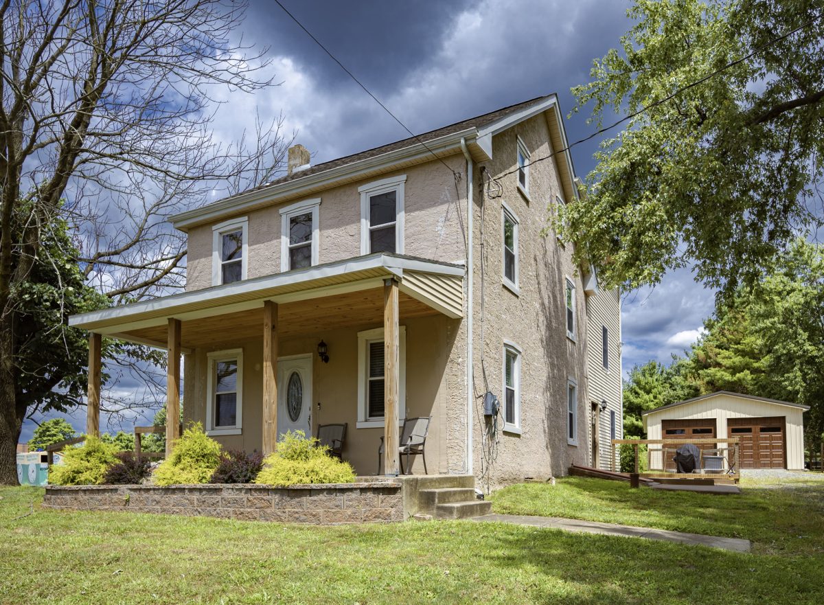 2555 Big Road Gilbertsville PA 19525 Two Crown Home Team